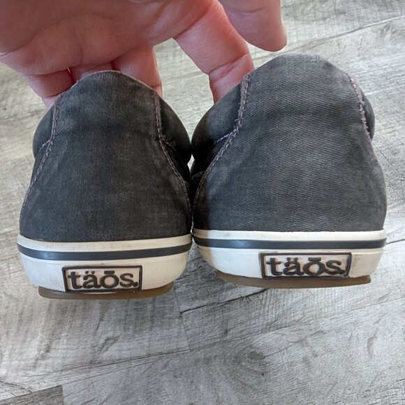 Taos Moc Star Canvas Women's 7.5 Graphite Gray Lace Up Low Top Casual Sneakers - Picture 7 of 9